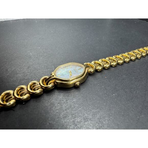 Citizen Eco-Drive B023-K003768 Gold Tone Women's Analog 17mm Wrist Watch - Picture 6 of 13